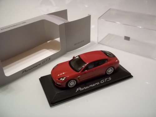 Porsche panamera gts - porsche,