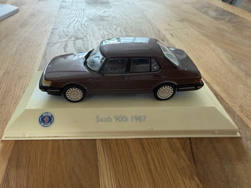 Saab 900i modellauto - 900i,