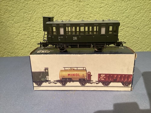 Modelbahnwagen mit bremshaus - mit,