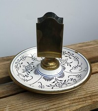 seltener alter Streichholzschachtelhalter/ Keramik - Messing / Strohblumen Dekor