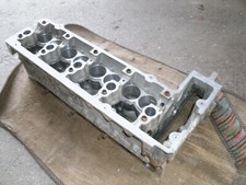 Mercedes 190 124 Zylinderkopf überholt R6010161001 