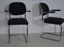 2 Stahlrohr Chrom Freischwinger FRAMEGA mit Armlehnen grauer Bezug