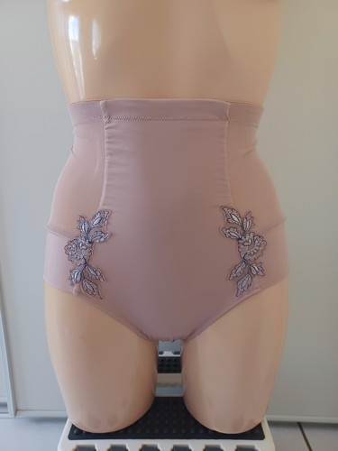 Antinea lise charmel hohe - lise,