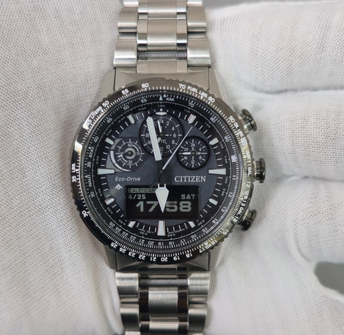 Citizen promaster skyhawk u830 - promaster,