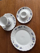 Kaffeeset mit Eierbecher