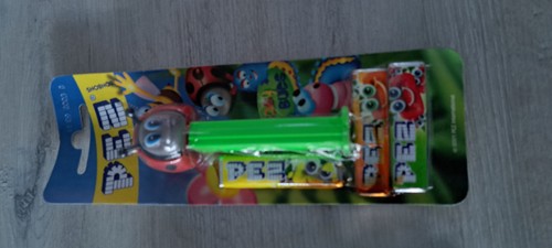 Pez figur candy dispenser - candy,