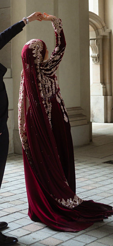 Bordeauxrotes brautkleid - bordeauxrotes,