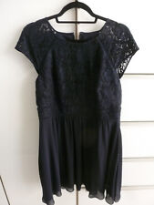 Jake*s Cocktailkleid aus Spitze & Chiffon Gr. 44 "UNGETRAGNEN“ eine Nr. kleiner