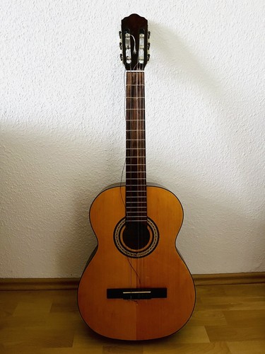 Gitarre - ,