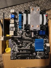 ​Gigabyte GA-Z77X-UD3H +