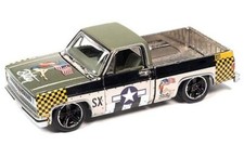 CHEVROLET Silverado - US Army BETSY - 1980 - weathered - Auto World 1:64