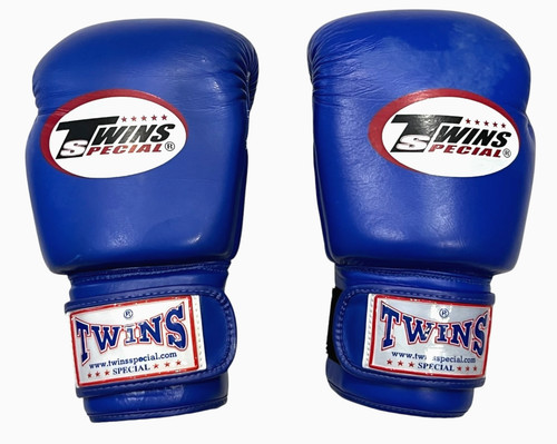 Authentic thailand twins 2009 - twins,