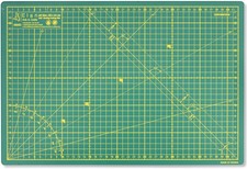 Elan A3 Schneidematte grün, 5-lagiges Hobbybrett zum Basteln 44 x 30 cm, selbst... 