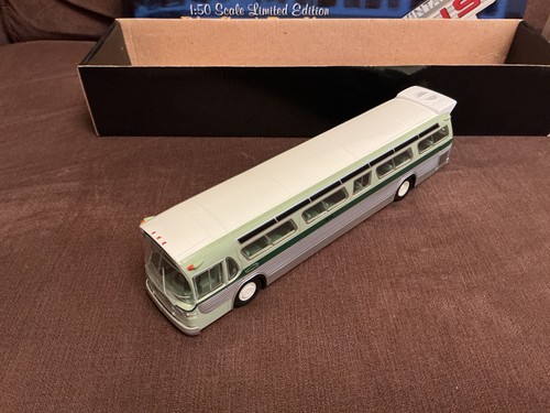 Corgi 54311 fishbowl bus - fishbowl,