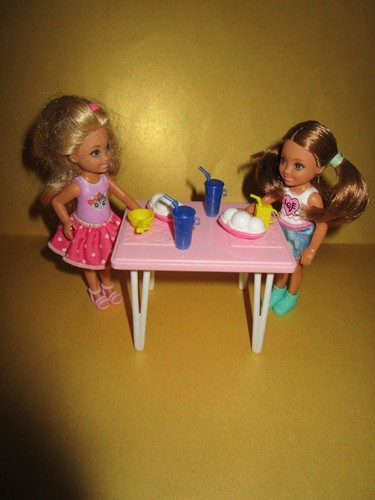 B1510 zwei barbie chelsea - barbie,