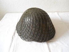 Stahlhelm NVA frühes Stück mit 3 Nieten Original mit Netz
