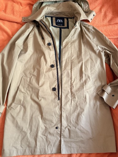 Zara trenchcoat traveler - zara,