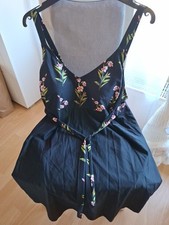 Tolles BADEKLEID In Gr.46 mit Integriertem Badeanzug Schwarz