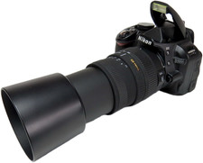 Nikon D3100 DSLR Digitalkamera 14Mpix Full HD Video Objektiv 55-200, 13615Klicks