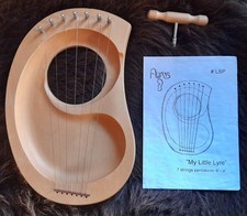 Auris my little Leier, Harfe