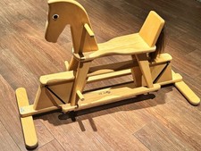 Geuther Schaukelpferd aus