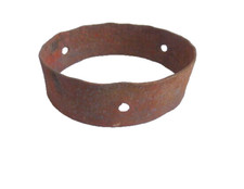 alter Eisenring Ring Kranz