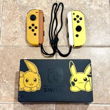 Pokemon Let's Go Eevee Pikachu