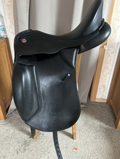 Kiefer Dressursattel Young Profi exclusive  wie Neu