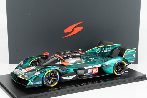 Spark 18 aston martin - 1:18,