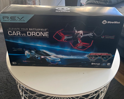 Wowwee car vs drone - r.e.v.,