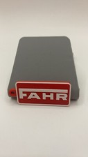 Schlüsselanhänger "FAHR" Logo Traktor Bulldog
