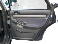 1x Audi A4 B5 Türverkleidung Verkleidung Tür hinten rechts Griff Öffner