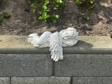 Engel Gartenfigur liegend 38