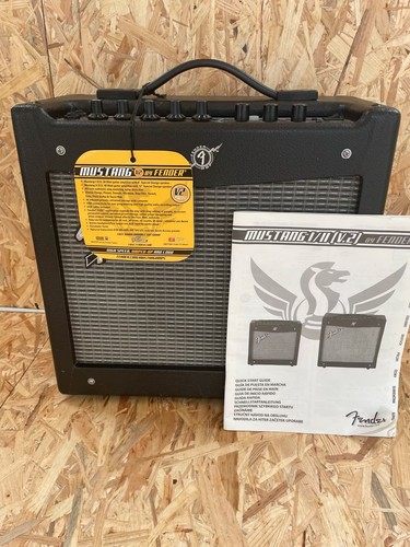 Fender mustang combo - v2,