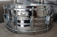 Vintage 1980s Pearl World