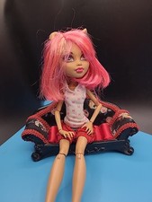 Monster High Puppe Howleen aus