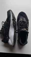 Nike Huarache Sneaker Schwarz Leoparden Muster Größe 38