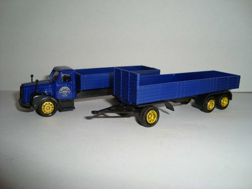 Oldi blauer lkw der - -,