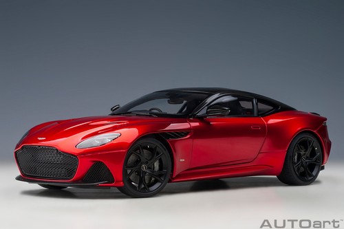 Autoart aston martin dbs - 1:18,