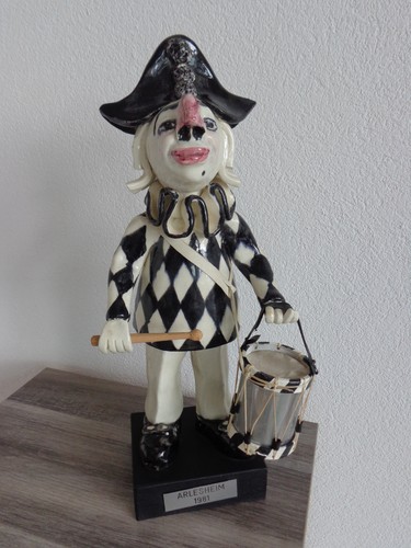 Dachbodenfund große basler - dachbodenfund,