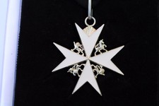 GNADENRITTER EHRWÜRDIGER