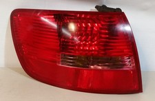 AUDI A6 AVANT 4F5, C6 Rücklicht Rückleuchte Bremsleuchte aussen links 4F9945095