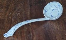 Porzellan Suppenkelle, Schöpflöffel, weiß/blau, Haushalt, Antik, Top Zustand