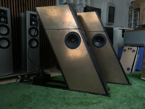 Audio consequent mirus - consequent,