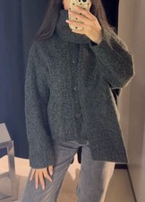 Zara Boucle Jacke Mit Schal