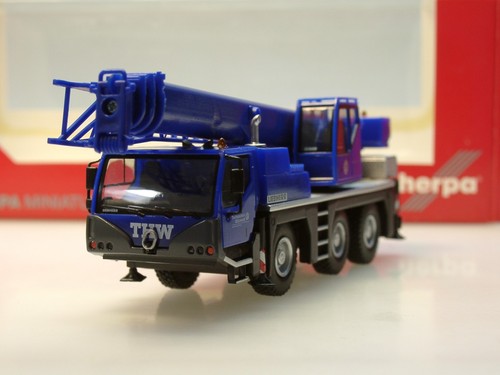 Herpa liebherr mobilkran ltm - liebherr,