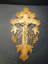 Altes antikes geschnitztes Holzkreuz Kruzefix mit Weinreben Handarbeit 45 cm