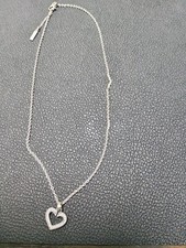 Halskette jette mit Anhänger