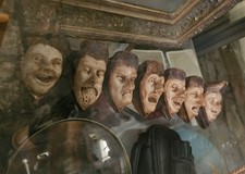 Pfeifenhalter 7 Todsünden