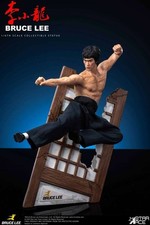 Star Ace Bruce Lee Flying-Kick